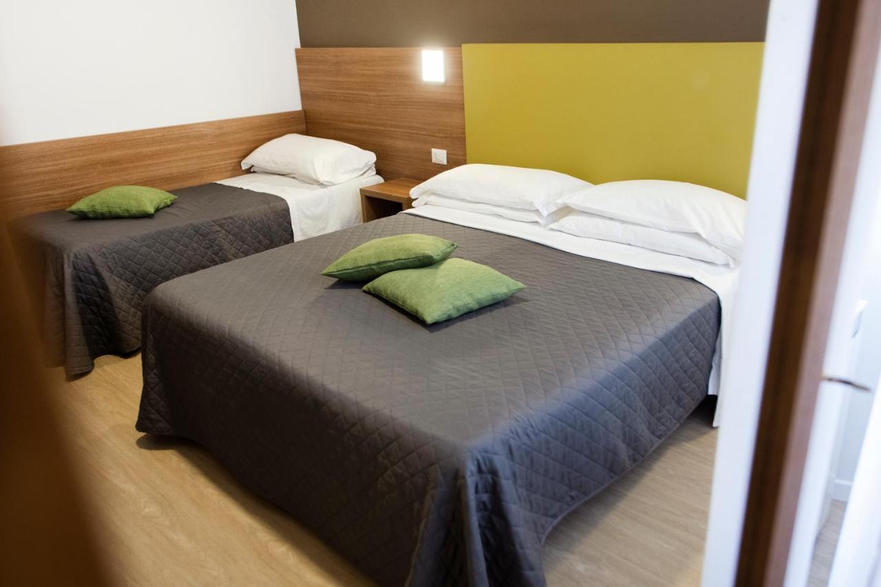 Gu Hotel Tivoli Terme Bagian luar foto