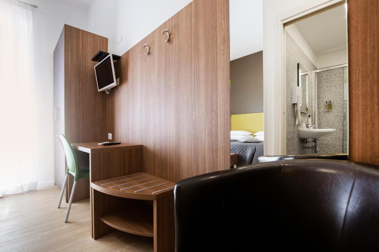 Gu Hotel Tivoli Terme Bagian luar foto