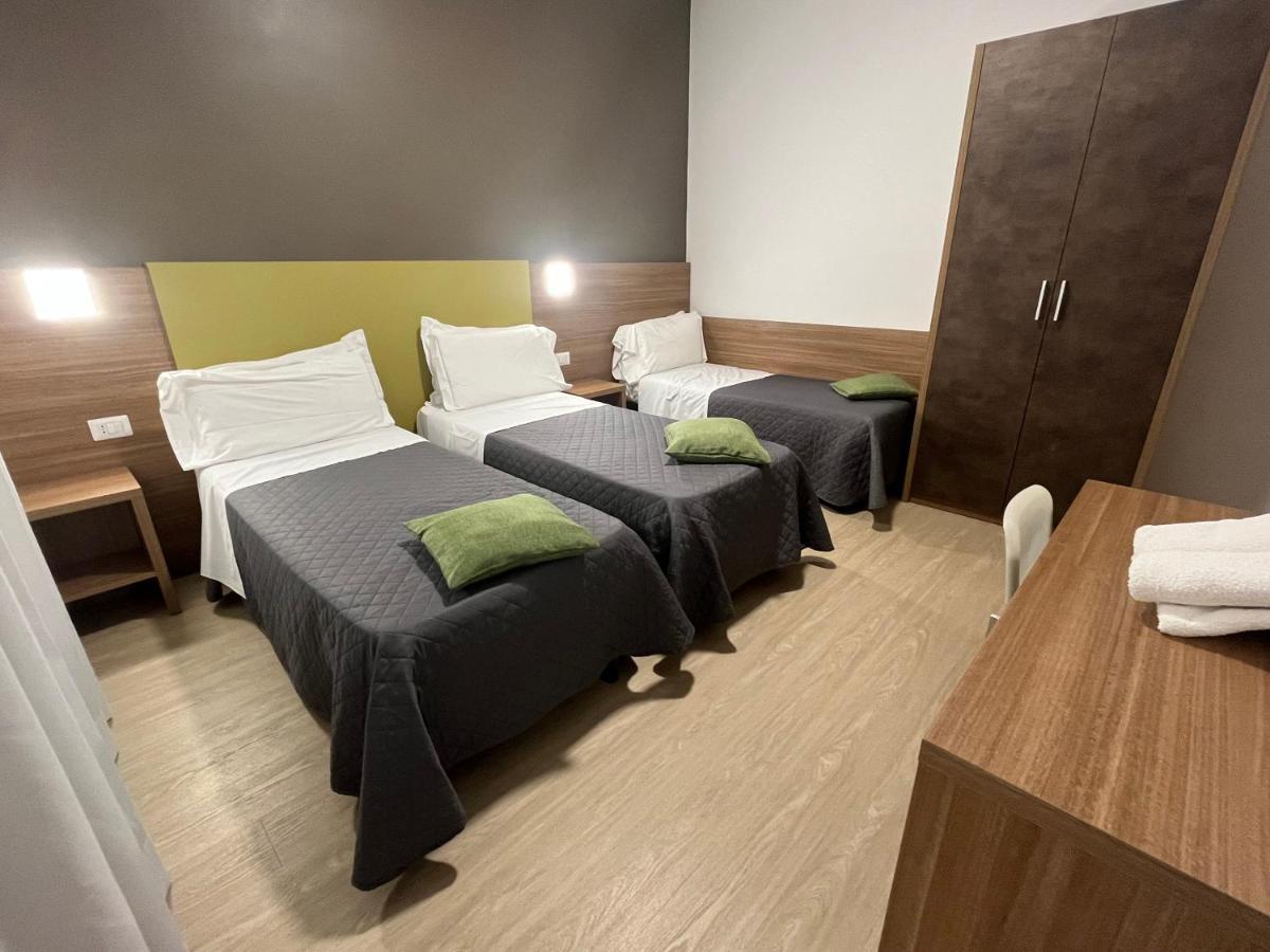 Gu Hotel Tivoli Terme Bagian luar foto